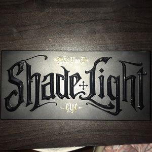 BRAND NEW Kat Von D Shade and Light Eye Pallet